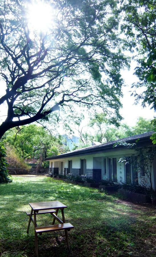 Mint Koregaon Park Next To Osho Ashram Πούνε Εξωτερικό φωτογραφία