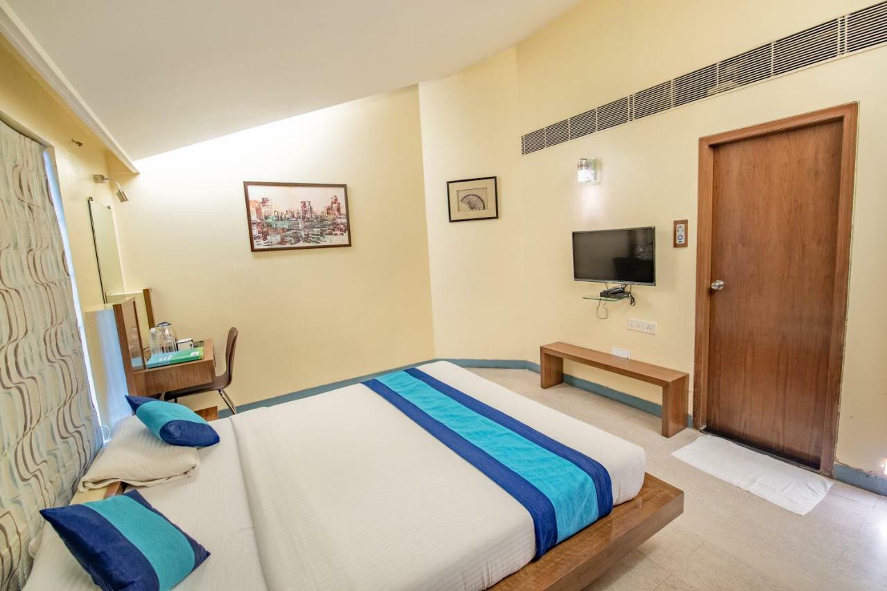 Mint Koregaon Park Next To Osho Ashram Πούνε Εξωτερικό φωτογραφία
