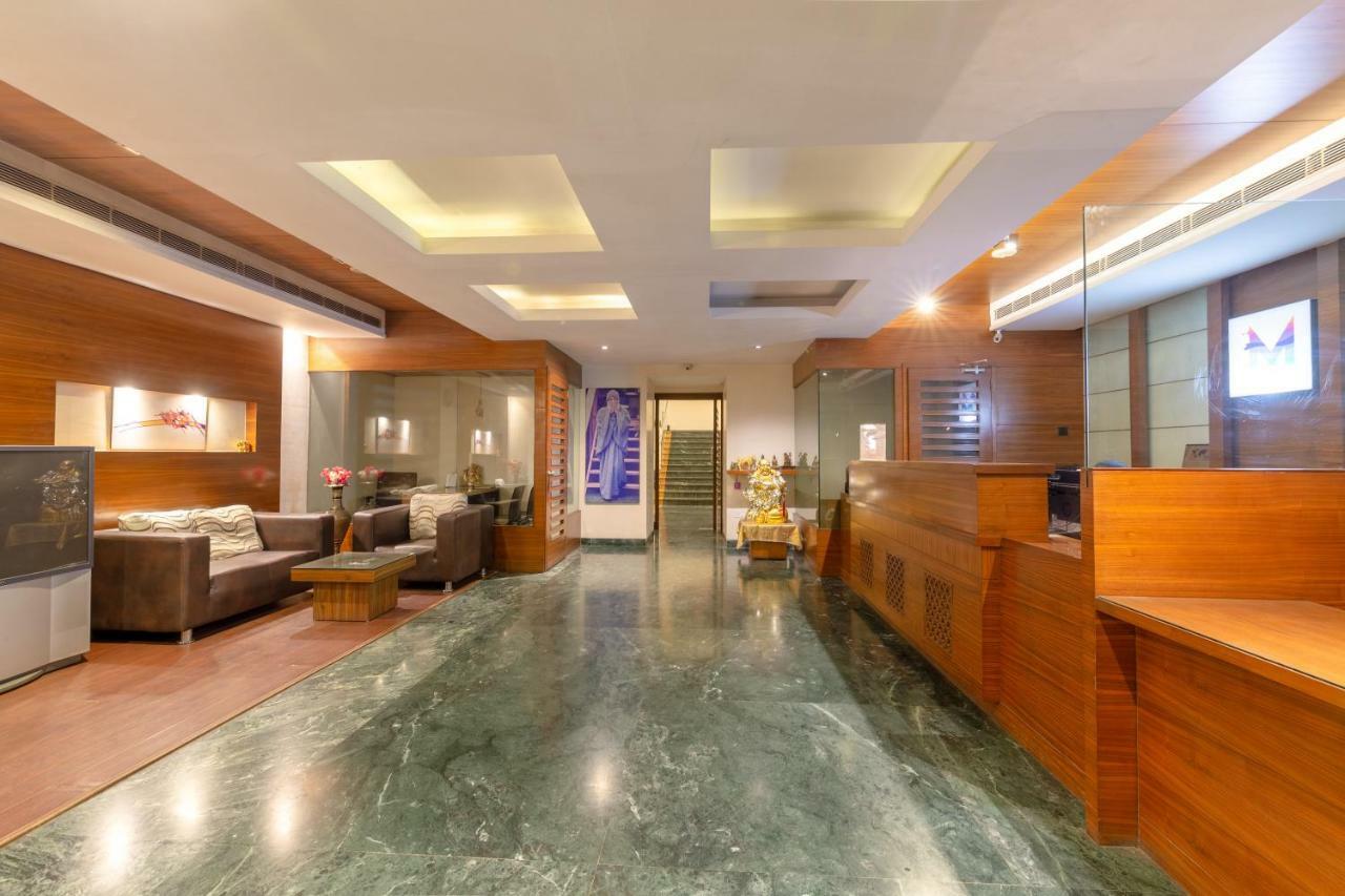 Mint Koregaon Park Next To Osho Ashram Πούνε Εξωτερικό φωτογραφία