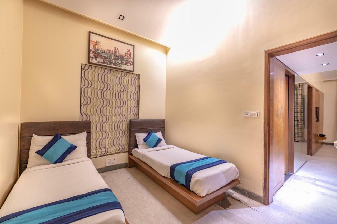 Mint Koregaon Park Next To Osho Ashram Πούνε Εξωτερικό φωτογραφία